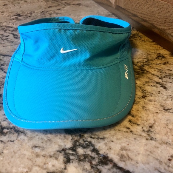 Dry Fit Nike visor